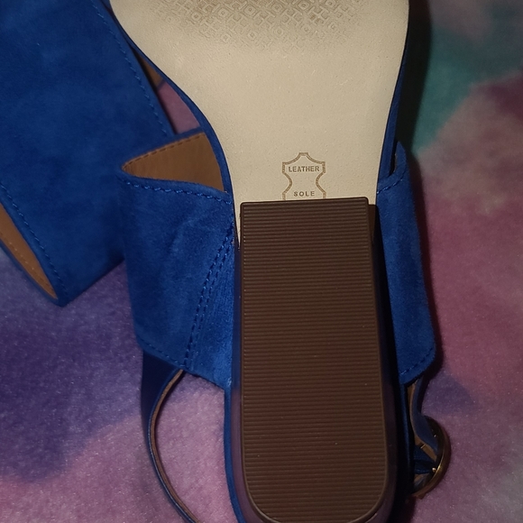 Tory Burch Sandals - Picture 10 of 11
